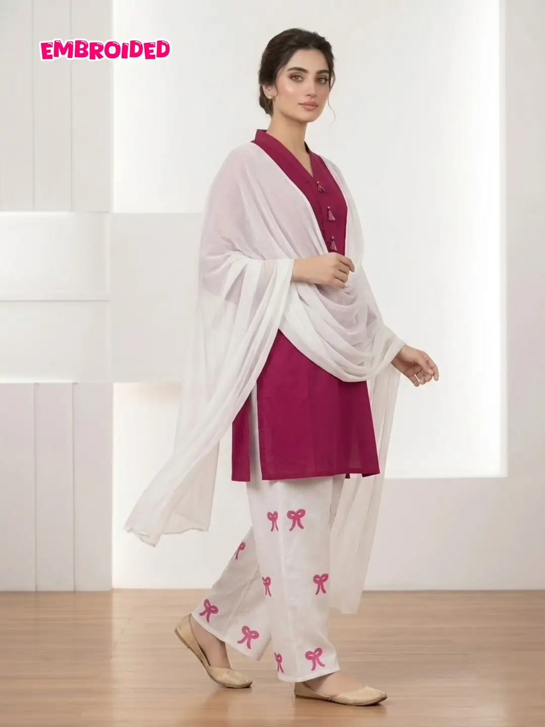 3 Pcs Women's Stitched Cotton Lawn Embroidered Suit Viral Tie Design