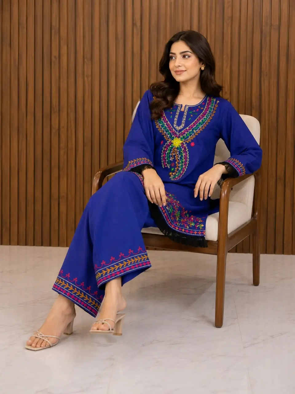 2 Pcs Women's Stitched Lawn Hand Embroidered Co-Ord Set