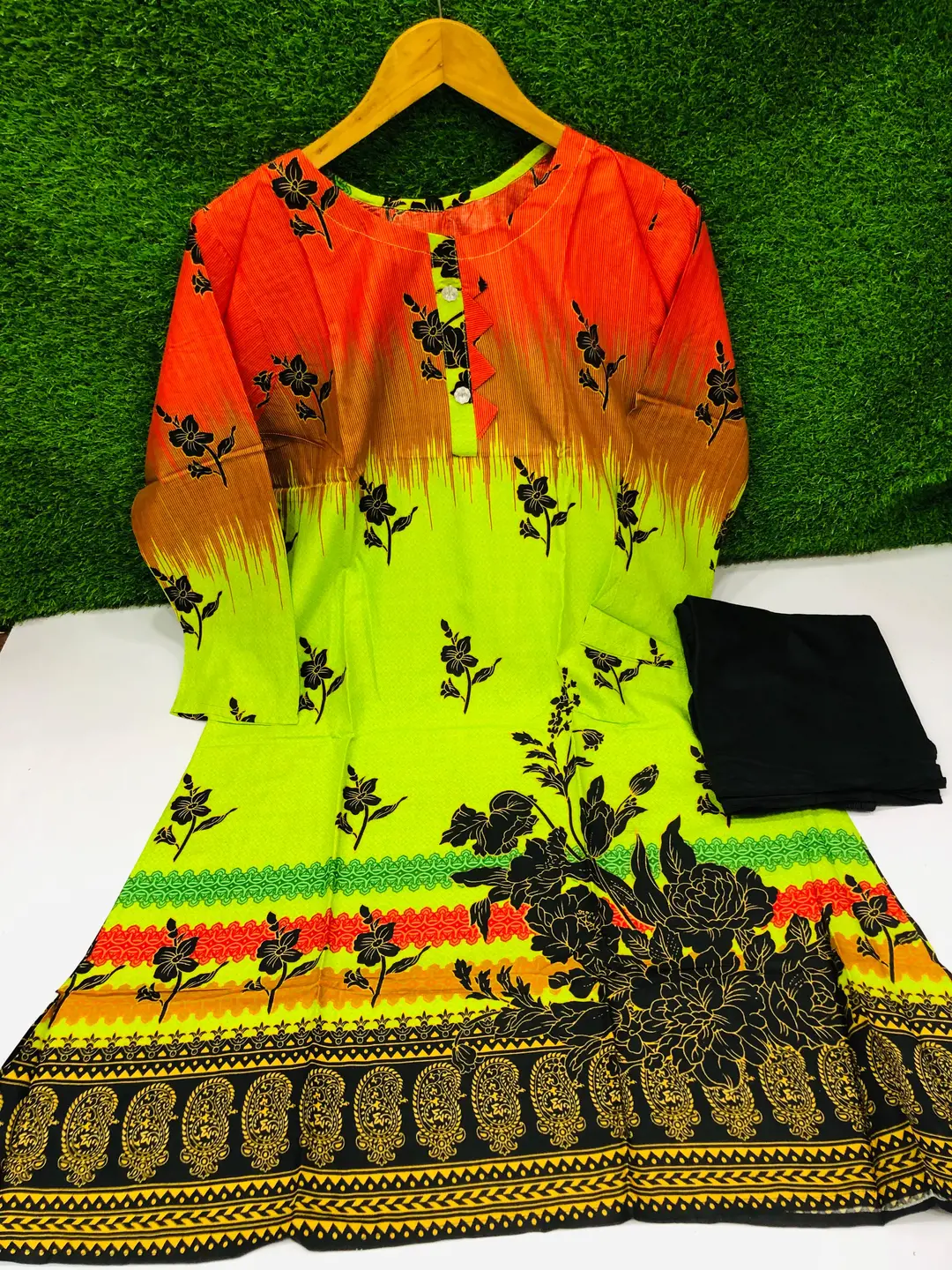 2 Pcs Women's Stitched Linen Printed Shirt And Trouser