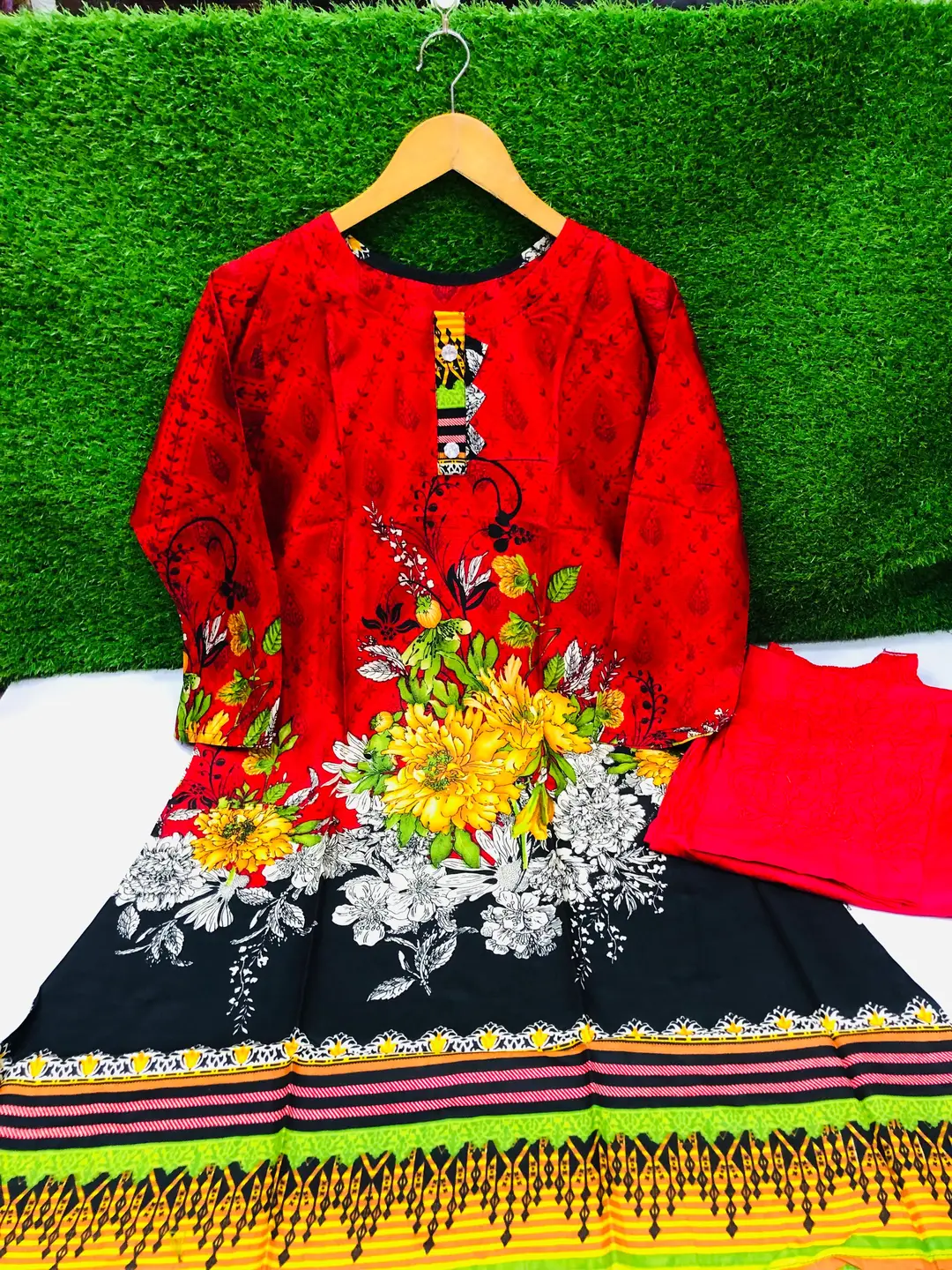 2 Pcs Women's Stitched Linen Printed Shirt And Trouser