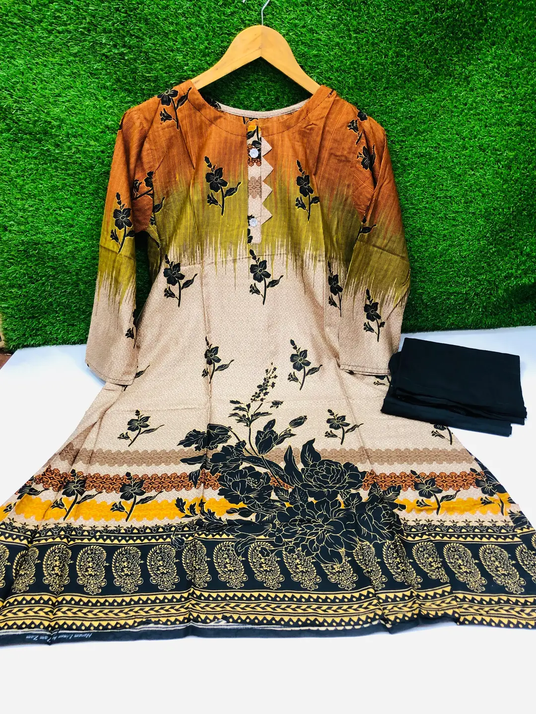 2 Pcs Women's Stitched Linen Printed Shirt And Trouser