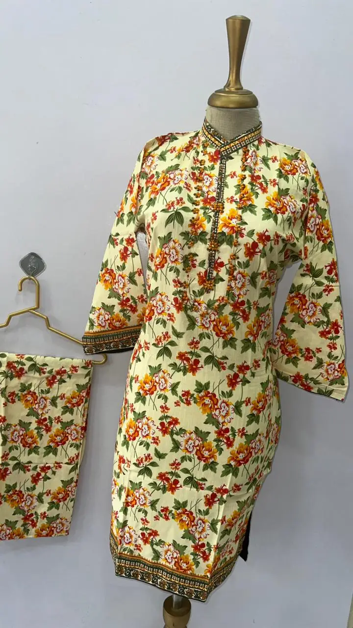 2 Pcs Women's Stitched Khaddar Printed Shirt And Trouser