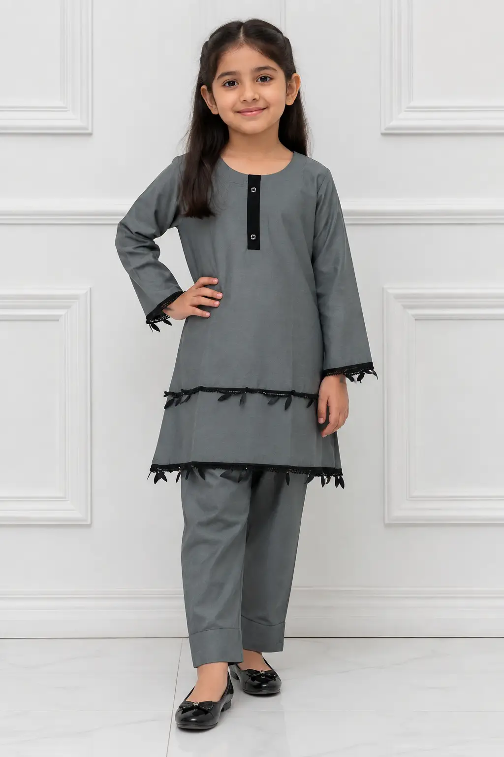 2 Pcs Girl's Lawn Plain Kurta And Trouser with Lace