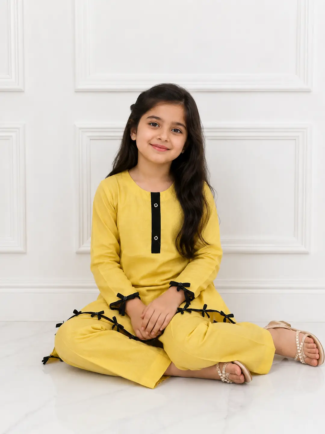2 Pcs Girl's Lawn Plain Kurta And Trouser with Lace