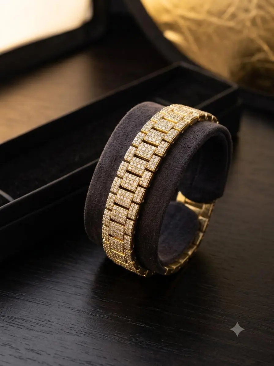Luxury Iced-Out Zircon Bracelet for Men & Women – Premium Gold/Silver Plated Adjustable Bracelet