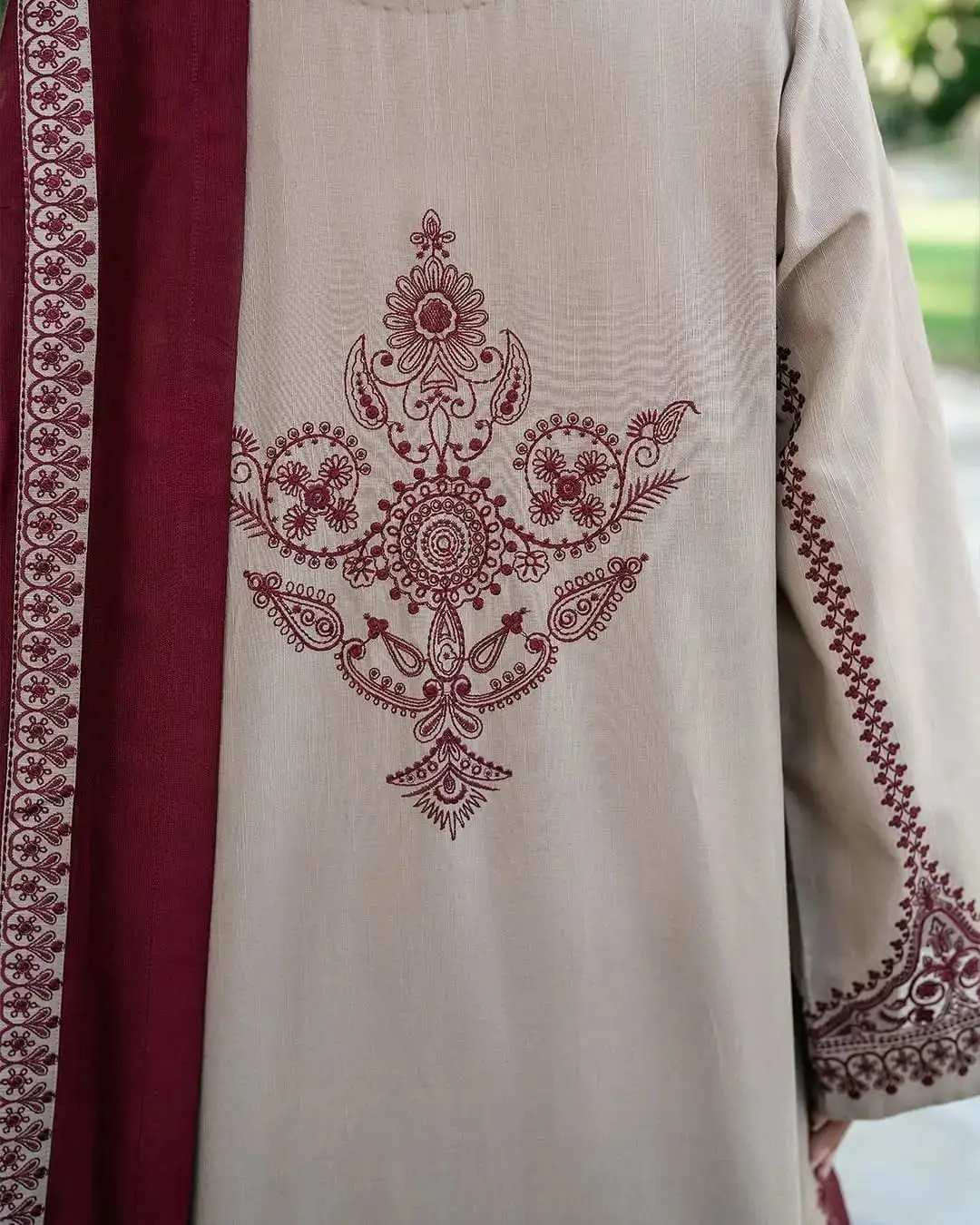 Zara 3 Pcs Women's Stitched Linen Embroidered Suit