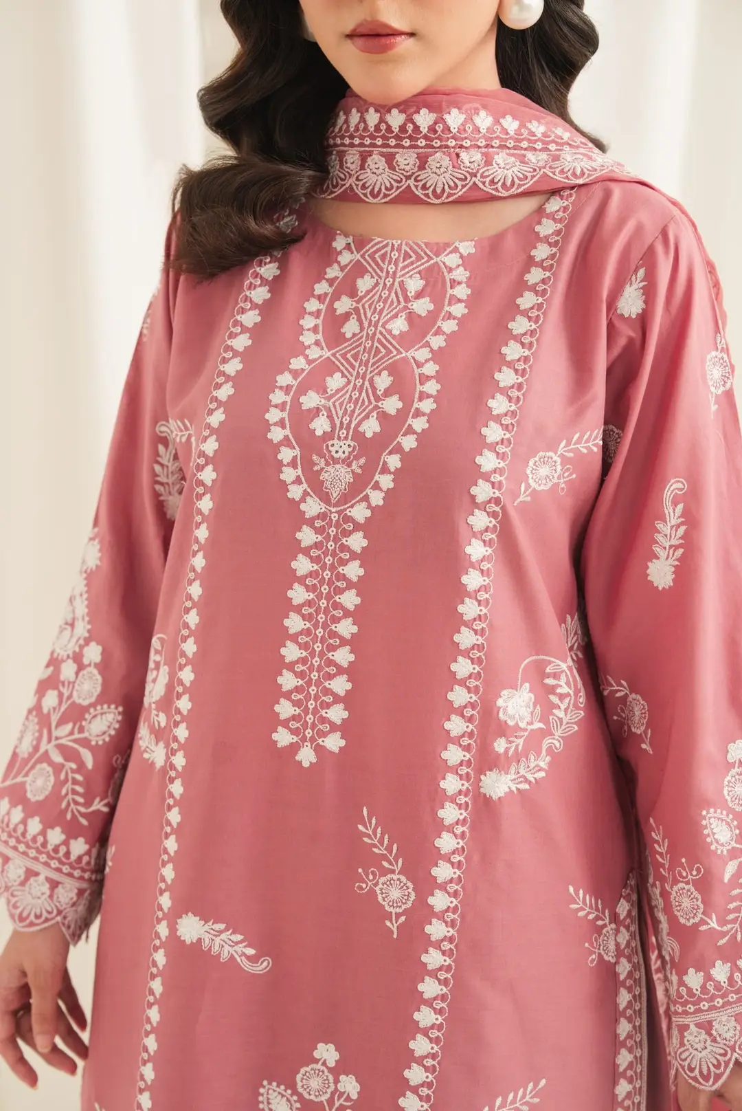 Pinki 3 Pcs Women's Stitched Linen Embroidered Suit