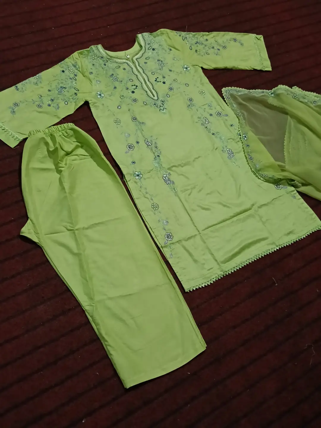 Pastel 3 Pcs Women's Stitched Linen Embroidered Suit