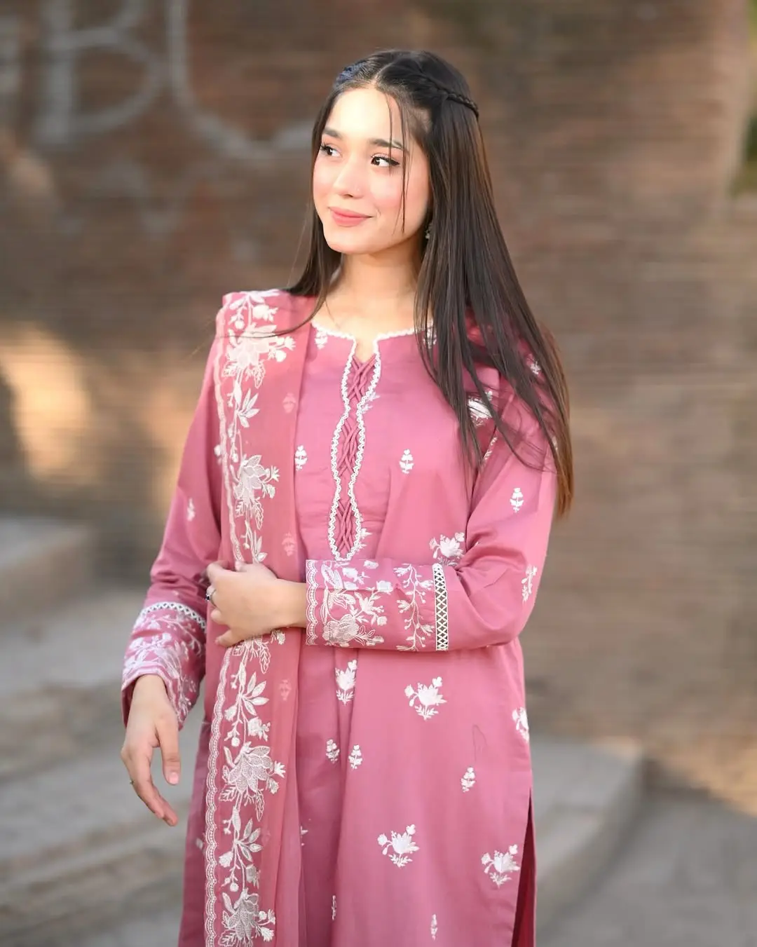 Blush 3 Pcs Women's Stitched Linen Embroidered Suit
