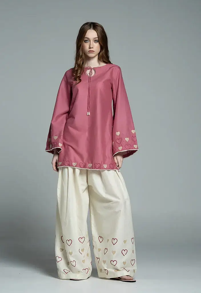 Kiran 3 Pcs Women's Stitched Linen Embroidered Suit