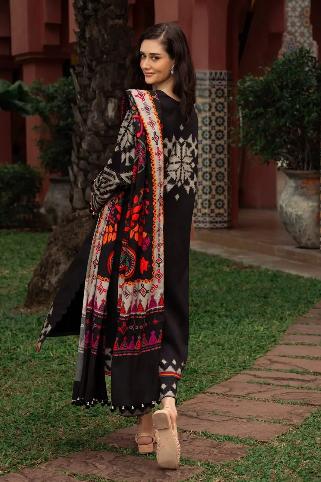 Melvin 3 Pcs Women's Stitched Silk Printed Suit