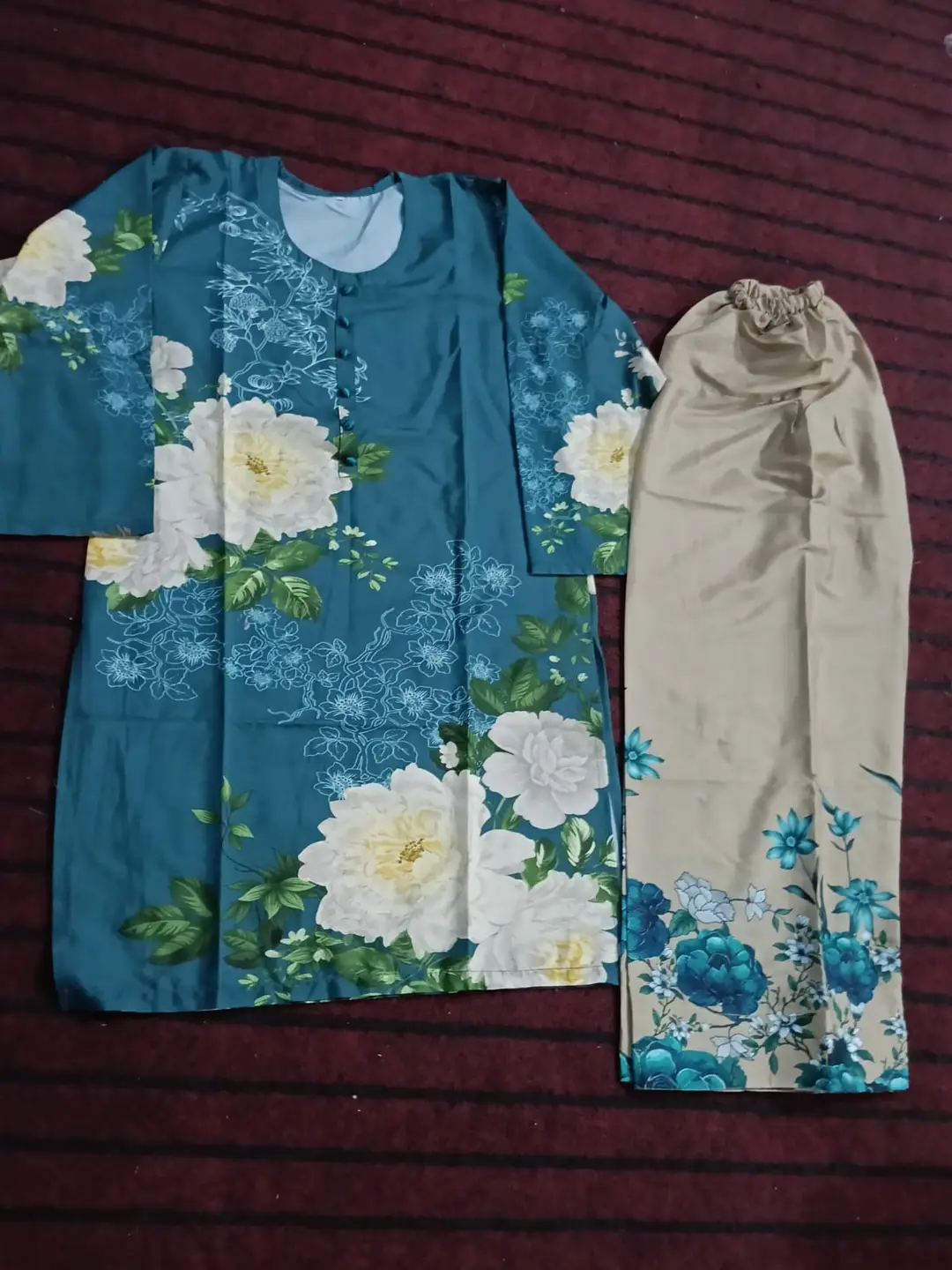 2 Pcs Women's Stitched Silk Printed Shirt And shalwar