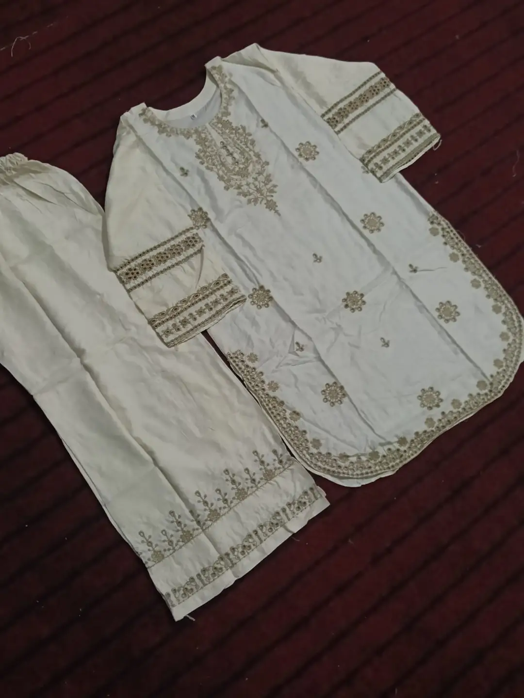 2 Pcs Women's Stitched Linen Embroidered Shirt And Trouser