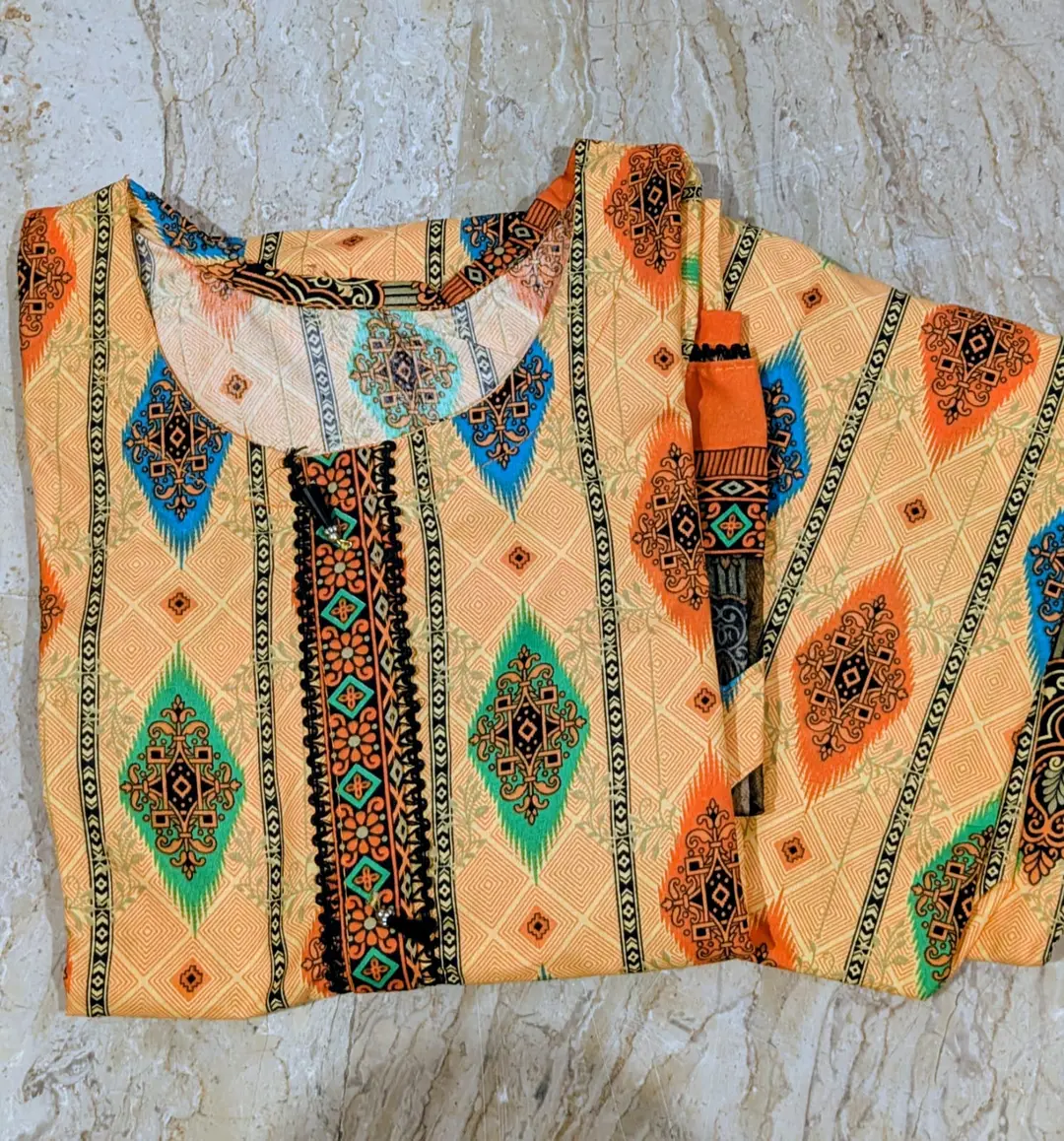 2 Pcs Women's Stitched Cotton Printed Shirt And Trouser