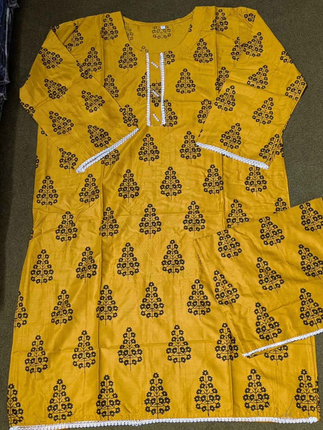 2 Pcs Women's Stitched Linen Block Printed Shirt And Trouser