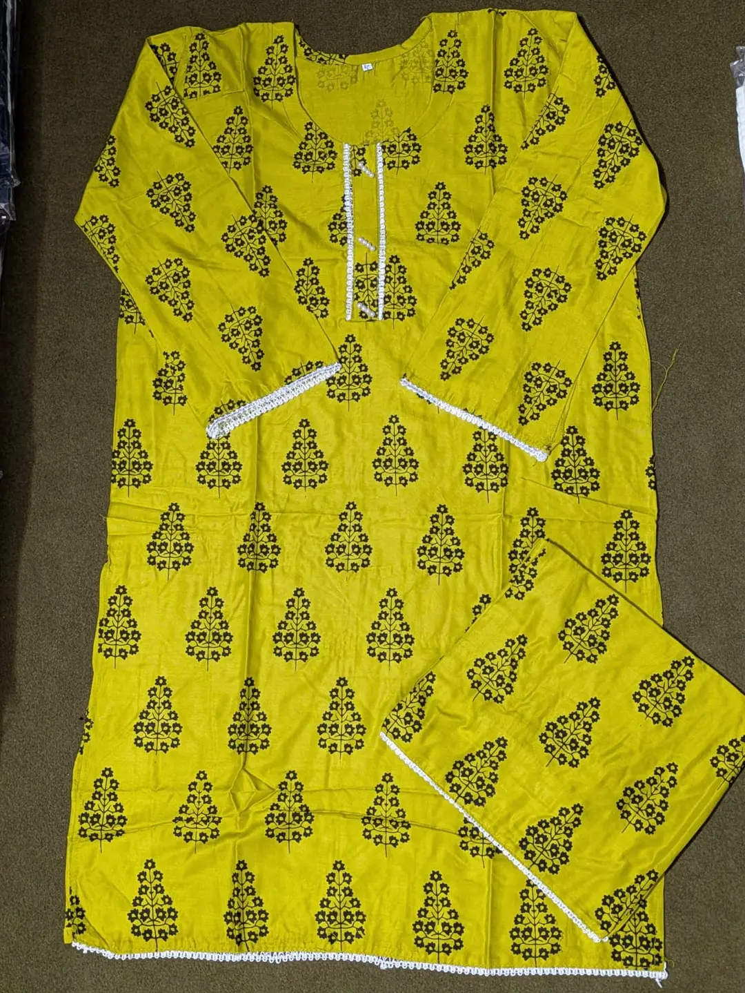 2 Pcs Women's Stitched Linen Block Printed Shirt And Trouser