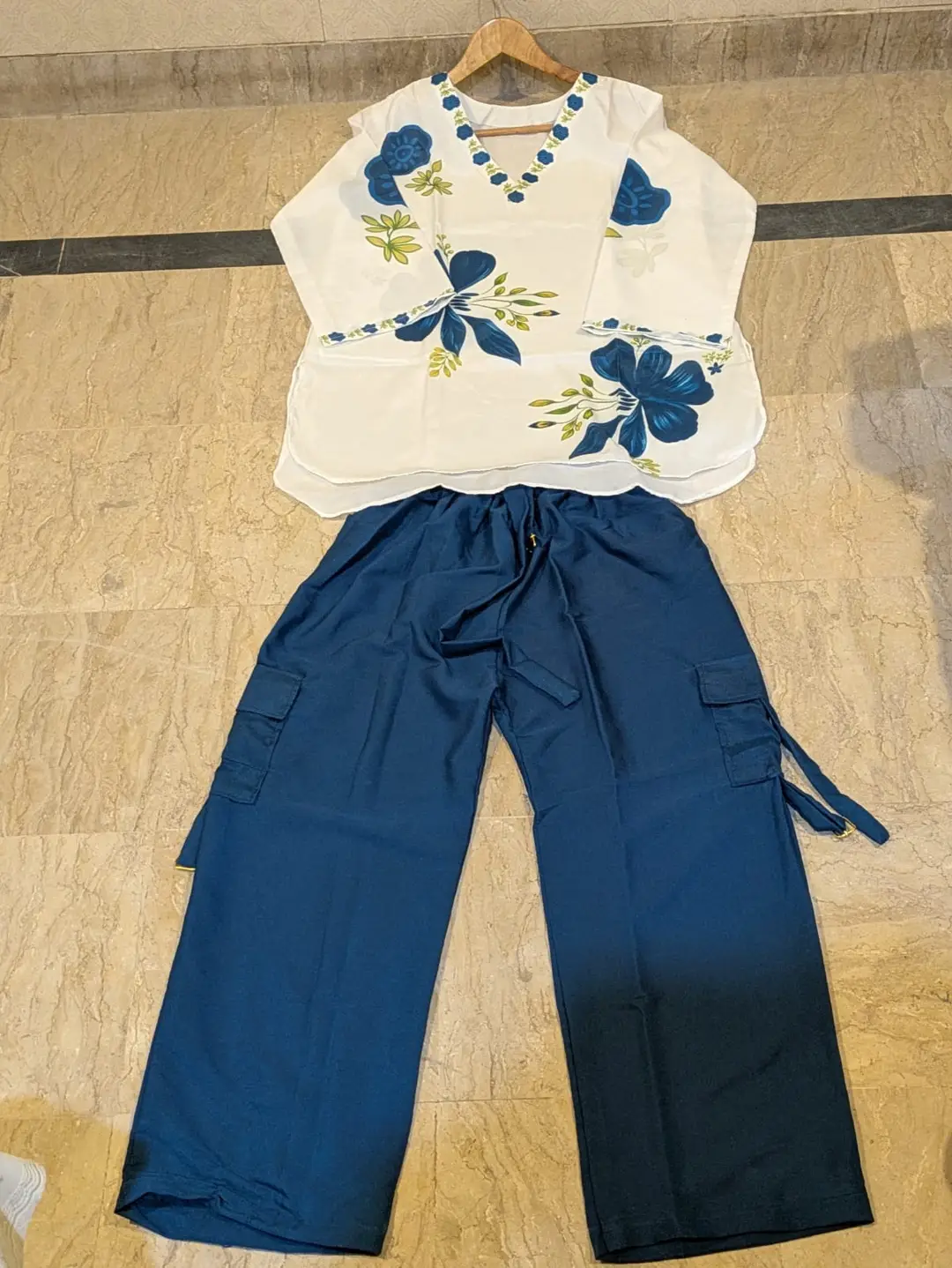 2 Pcs Women's Stitched Grip Printed Shirt And Trouser