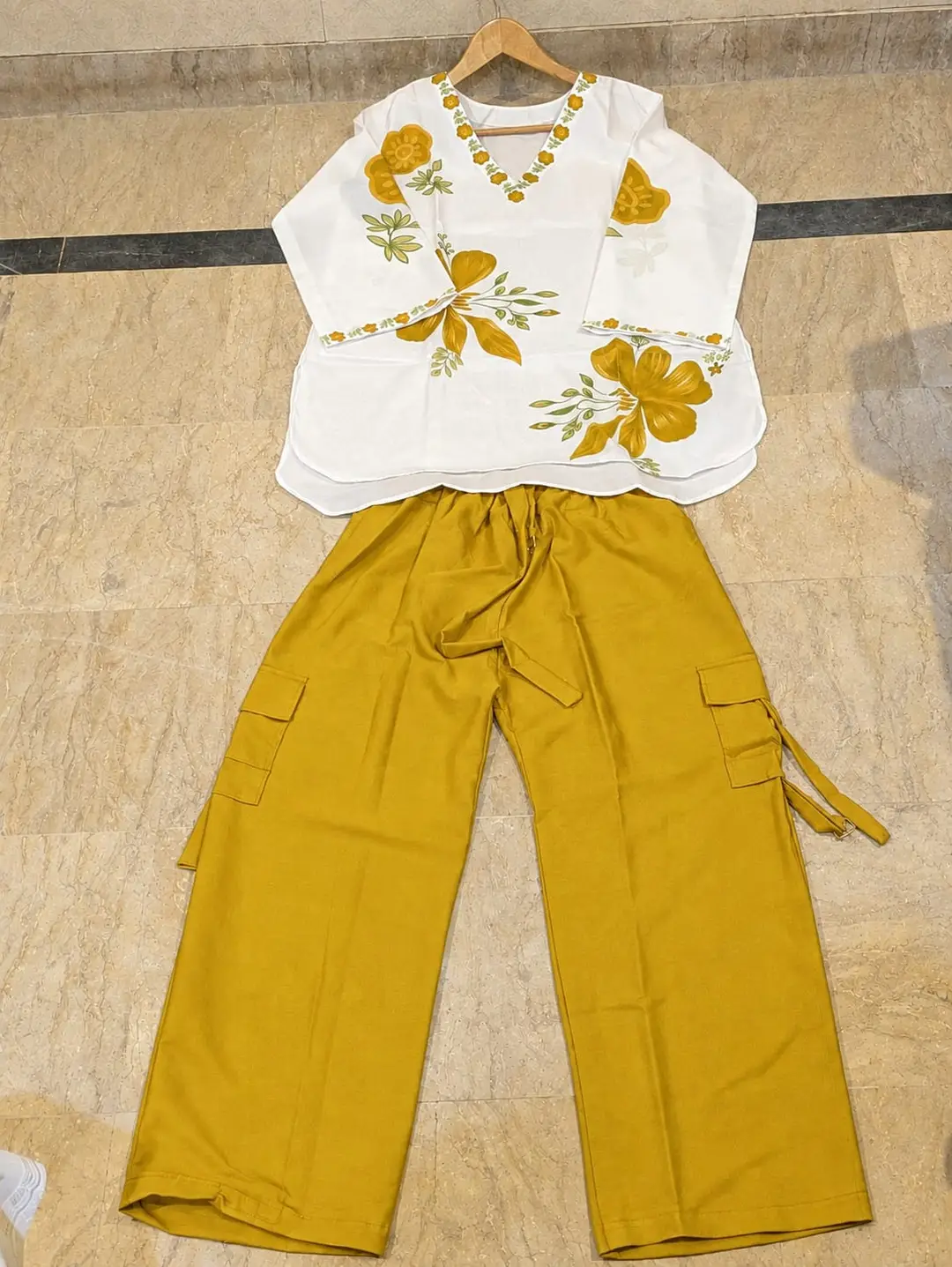 2 Pcs Women's Stitched Grip Printed Shirt And Trouser