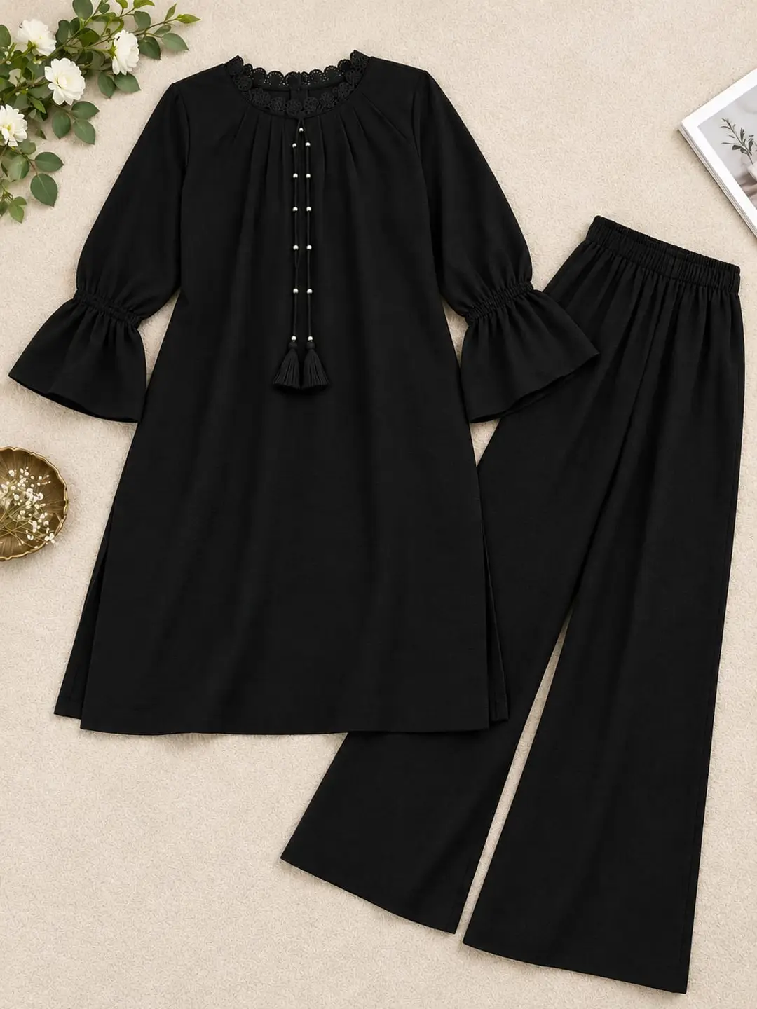 2 Pcs Women's Stitched Grip Plain Co-Ord Set