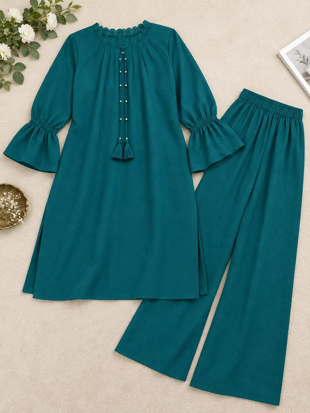 2 Pcs Women's Stitched Grip Plain Co-Ord Set