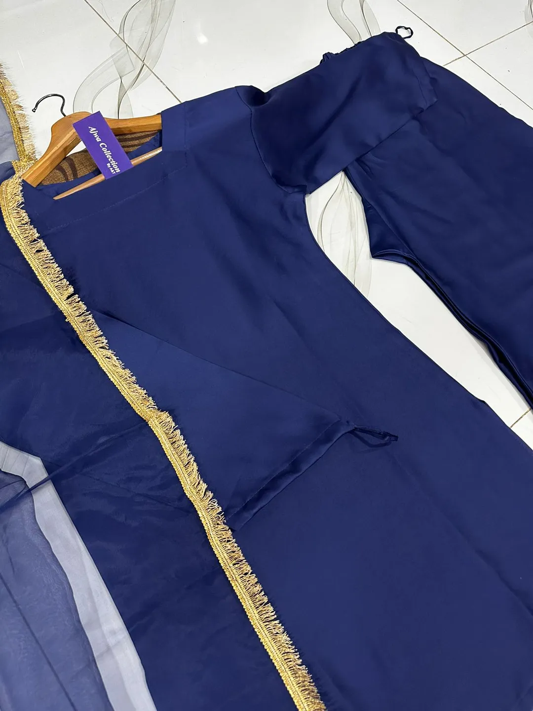 3 Pcs Women's Stitched Silk Lace Work Suit