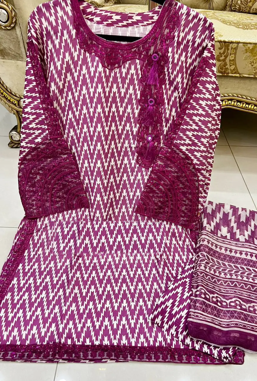 3 Pcs Women's Stitched Lawn Printed Suit
