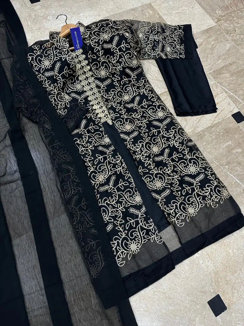 4 Pcs Women's Stitched Shamoz Silk Embroidered Suit