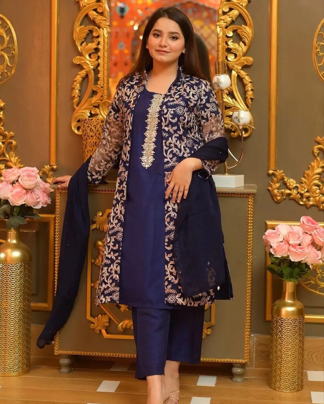 4 Pcs Women's Stitched Shamoz Silk Embroidered Suit