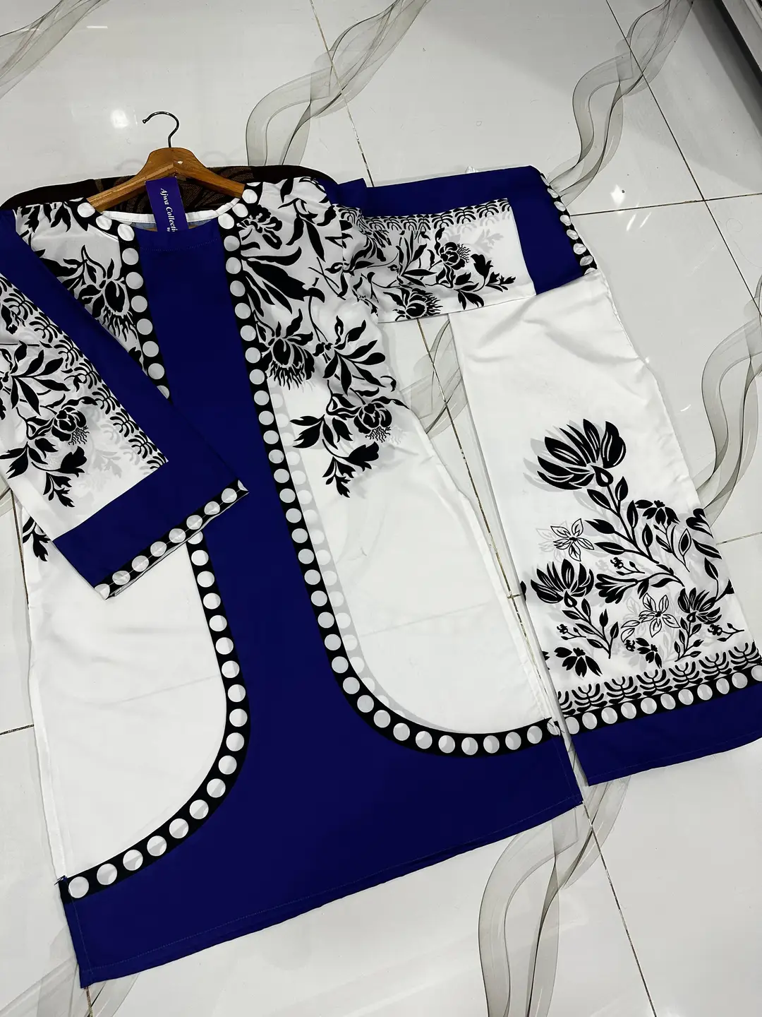 2 Pcs Women's Stitched Lawn Printed Shirt And Trouser