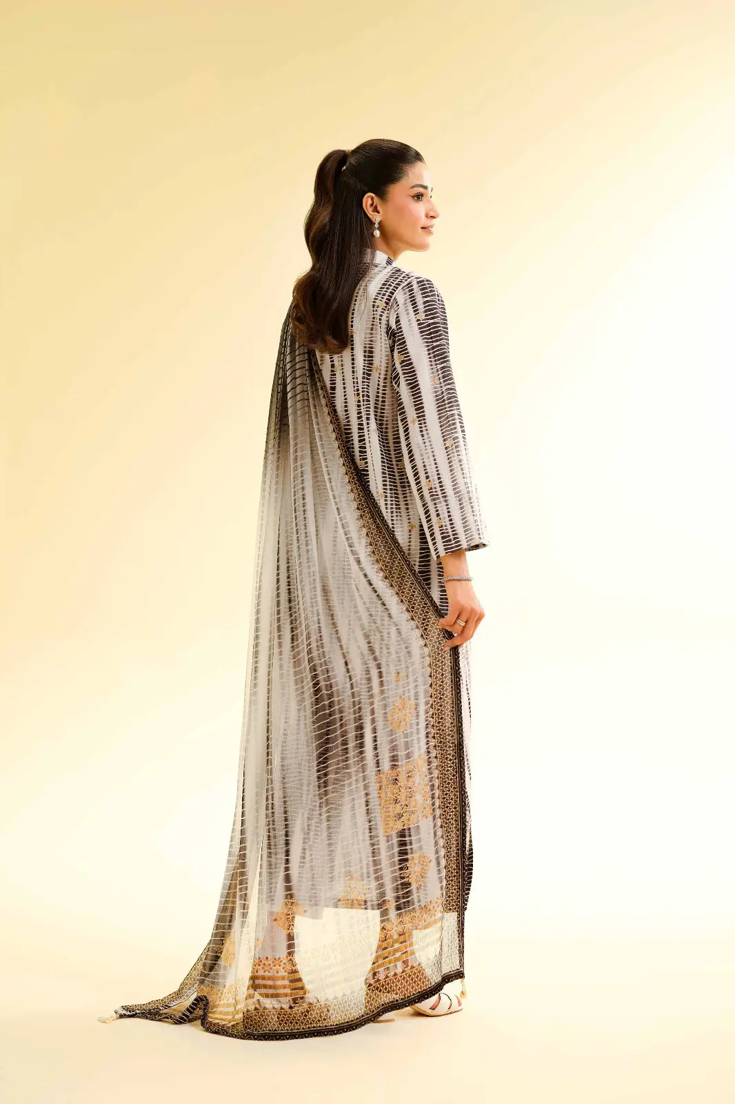Stylish Printed Lawn Suit for Women - 2 Pcs Shirt and Trouser Set