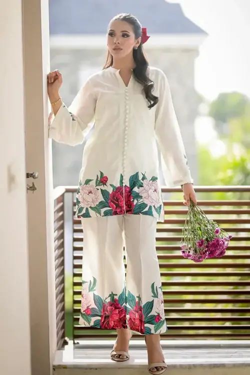 2 Pcs Women's Stitched Silk Printed Co-Ord Set