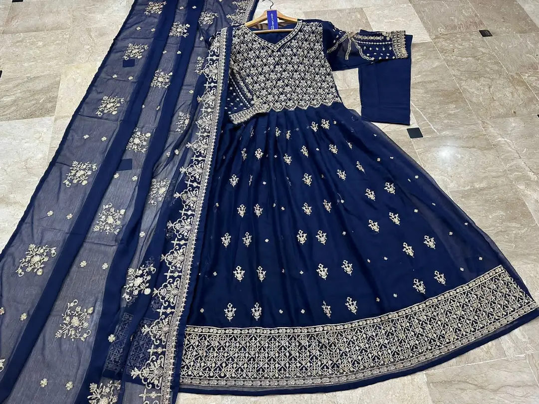 3 Pcs Women's Stitched Chiffon Embroidered Maxi Suit