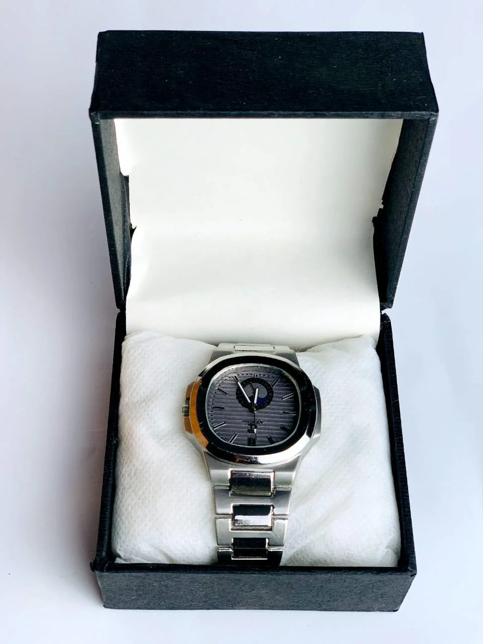 Men's Stainless Steel Analog Watch Silver Black 30mm