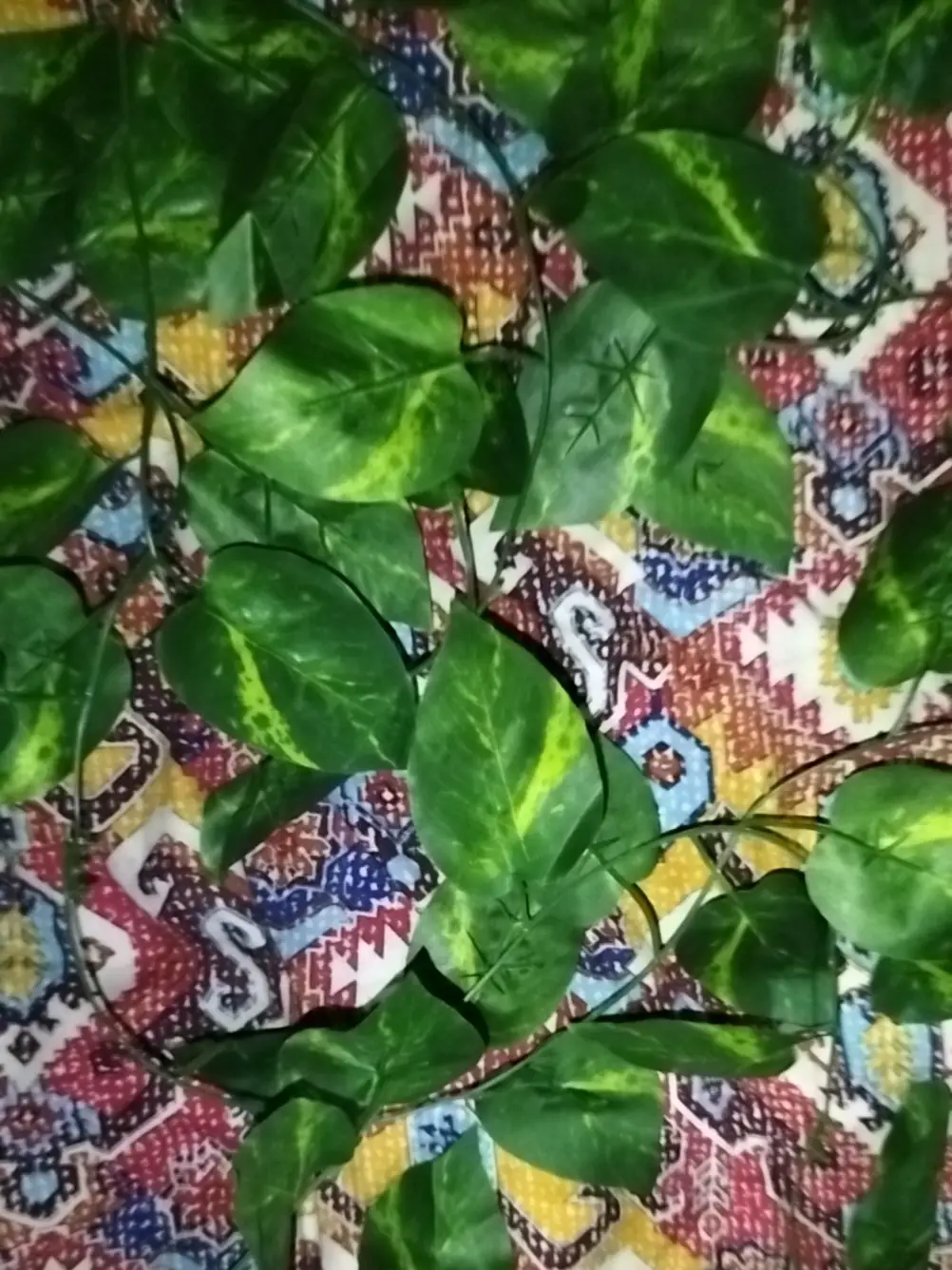 Artificial Plant Leaves bail with 10 ft LED Fairy Lights Battery Operated and 7 ft Bail Leaf Lights for room decoration