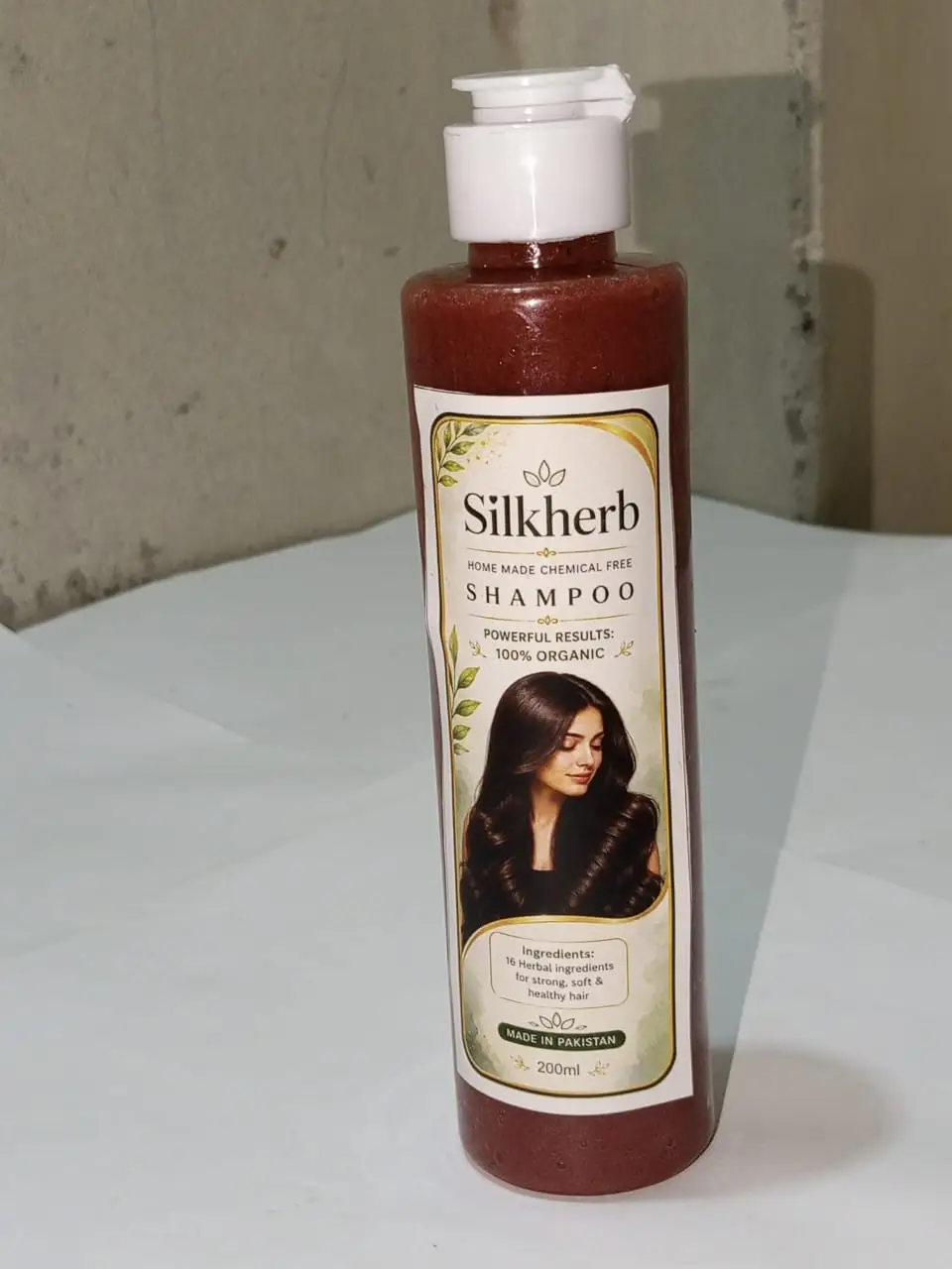 Revitalizing Anti-Dandruff Hair Shampoo - 200ml Pack