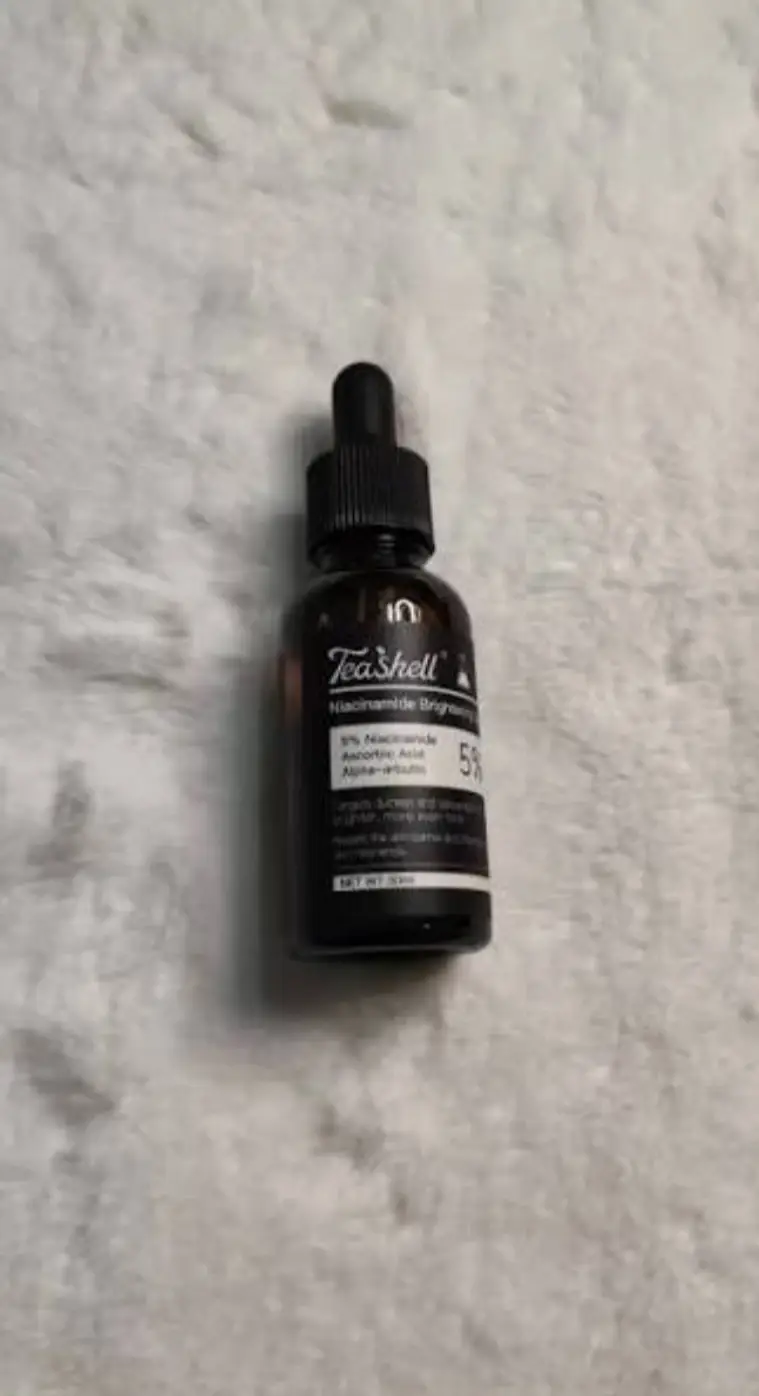 Skin Brightening Niacinamide Serum