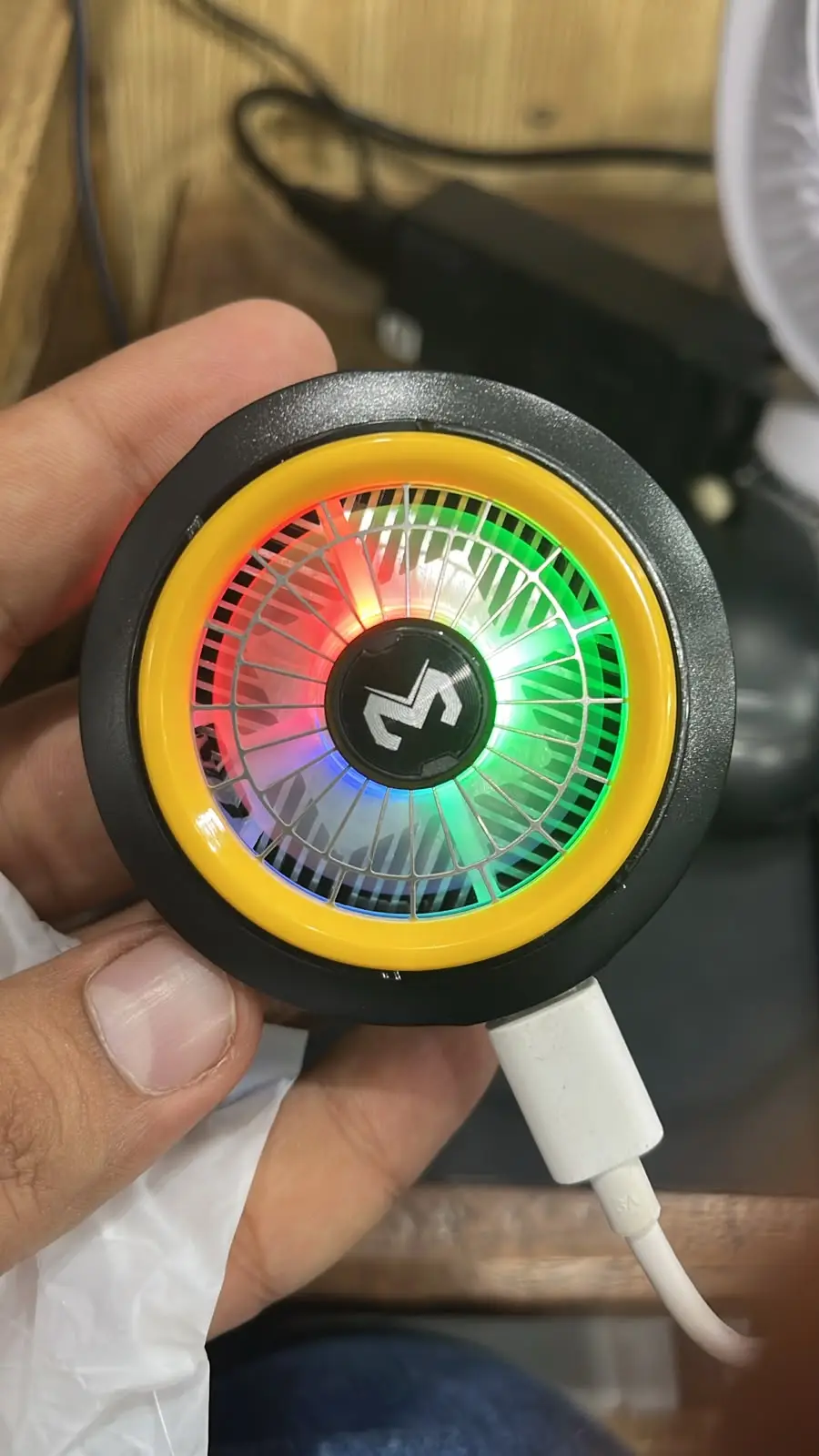 MEMO CX20 18W Magnetic Mobile Cooling Fan