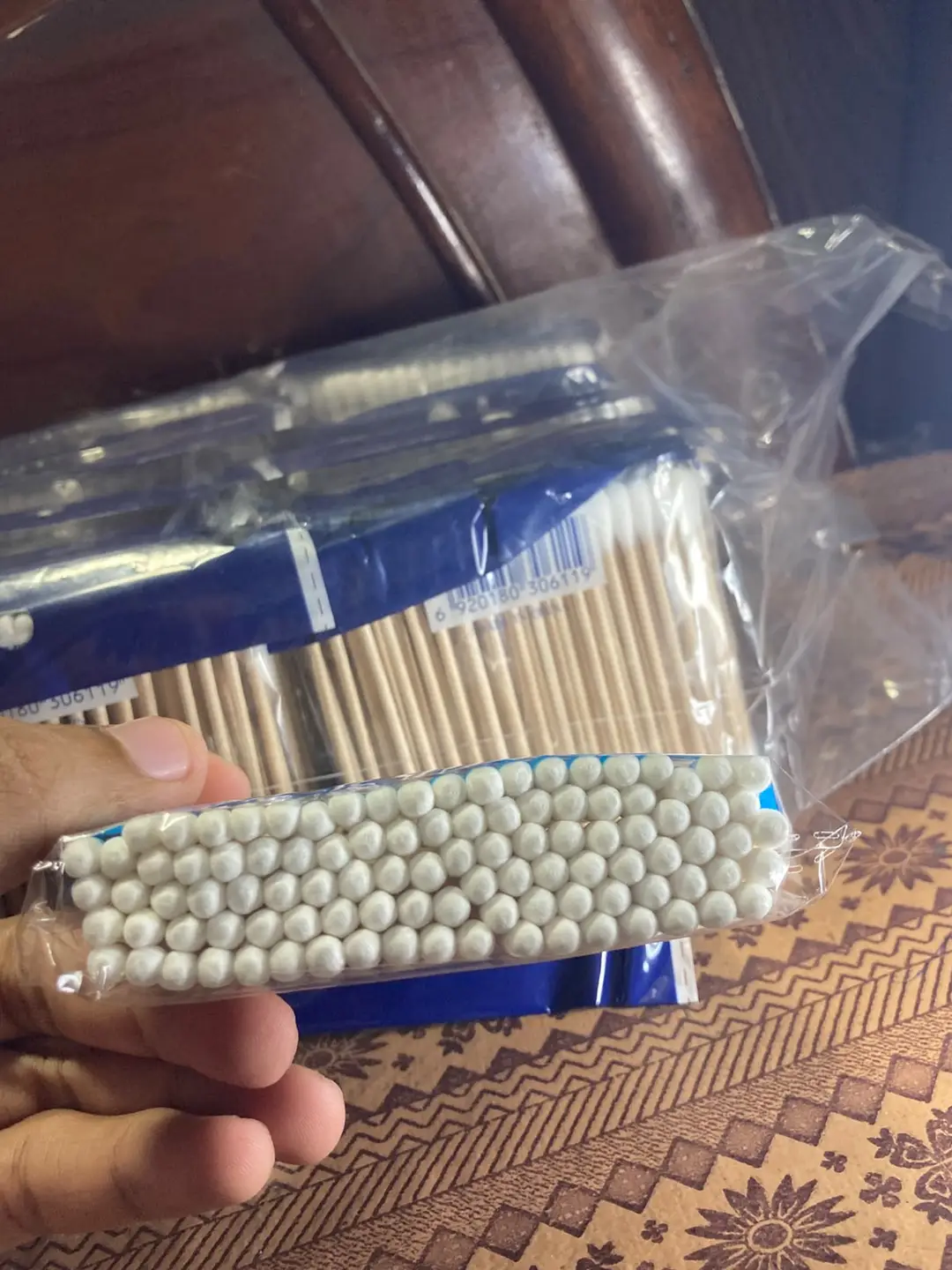 Top Tip 100% Pure Cotton Buds - Premium Soft Worod Stick Ear Swabs For Ear Care Makeup Removal & Cosmetic- 100% Safe Everyday Use