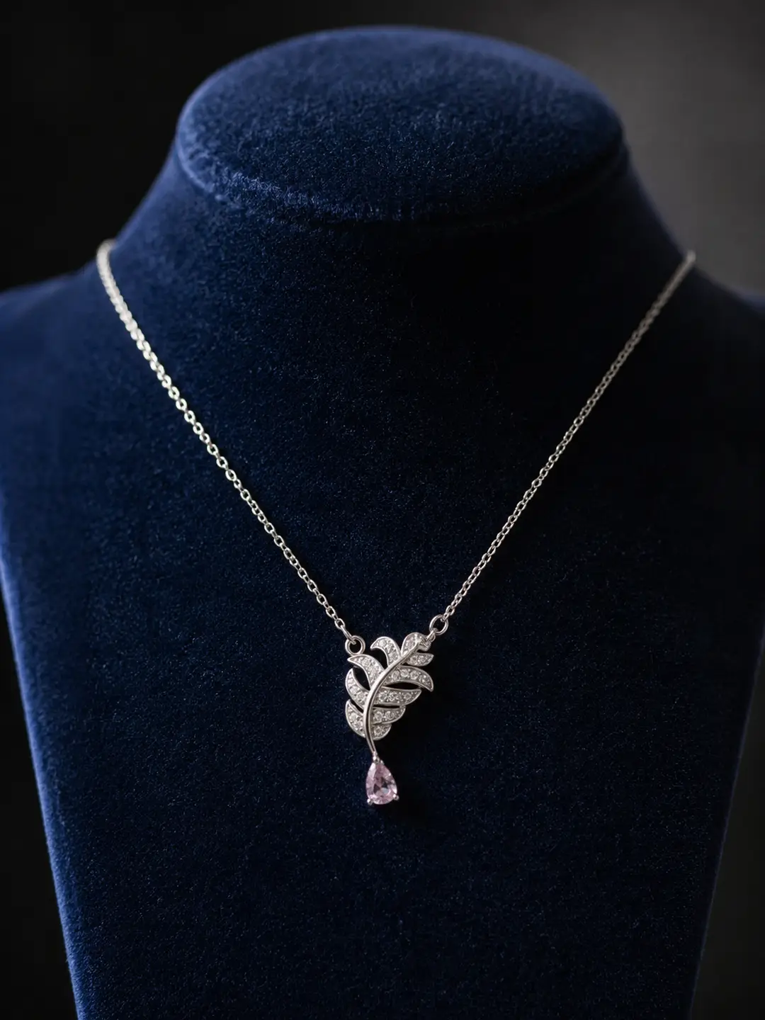 Leaf Design Silver Plated Zircon Necklace