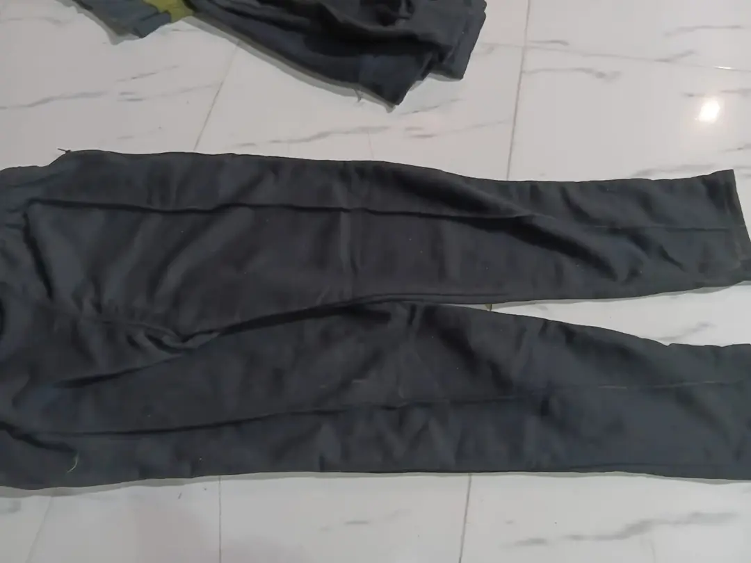 1 Pc Men's Cotton Plain Pleated Trousers