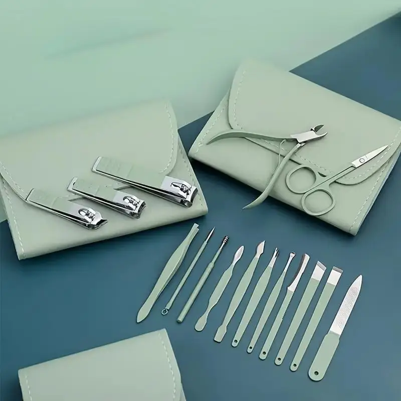 16-Piece Professional Manicure & Pedicure Kit – Stainless Steel Nail Care Set with Travel Case