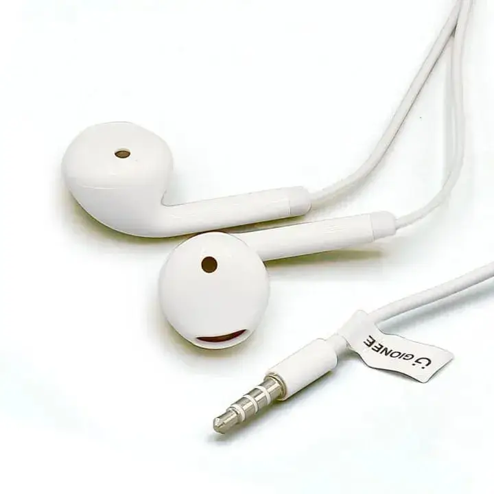 Gionee 100% Original Wired 3.5mm Handsfree Imported Gaming Earphones High Quality Deep Bass Sound In-Ear Handfree Gaming Headphones For Android Mobile Phones / Music Earphone With Built-In Mic Crystal-Clear Audio Deep-Bass