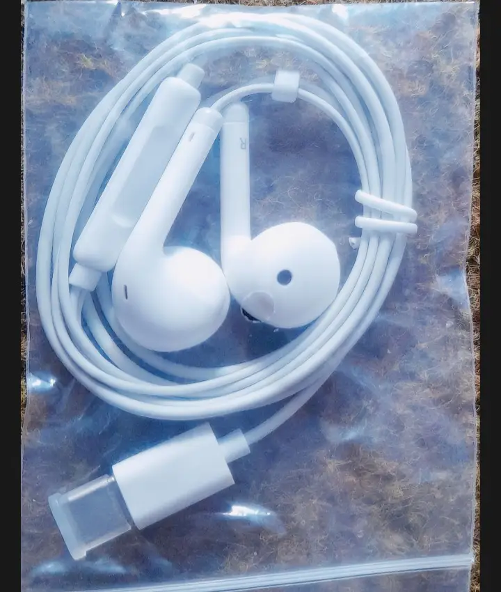 White Clear Voice Handsfree