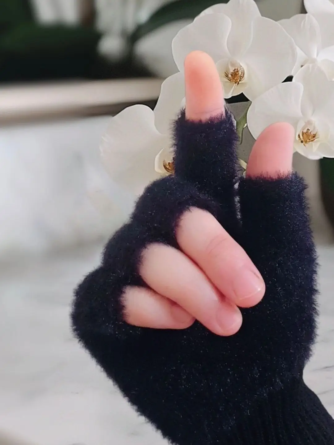 1 Pair Half Finger Gloves for Girls, Plush Fingerless Gloves in Multicolor | Good Quality & Warm Material | Pardhan Collections