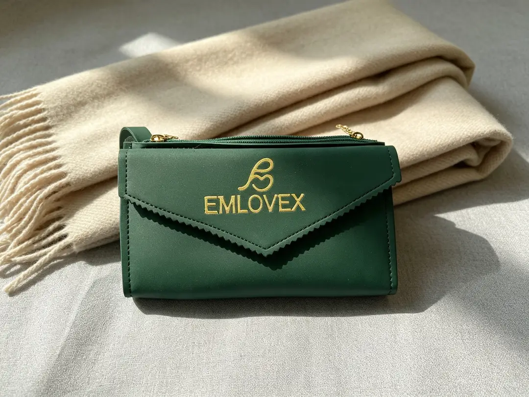 Women's PU Leather Plain Wristlet
