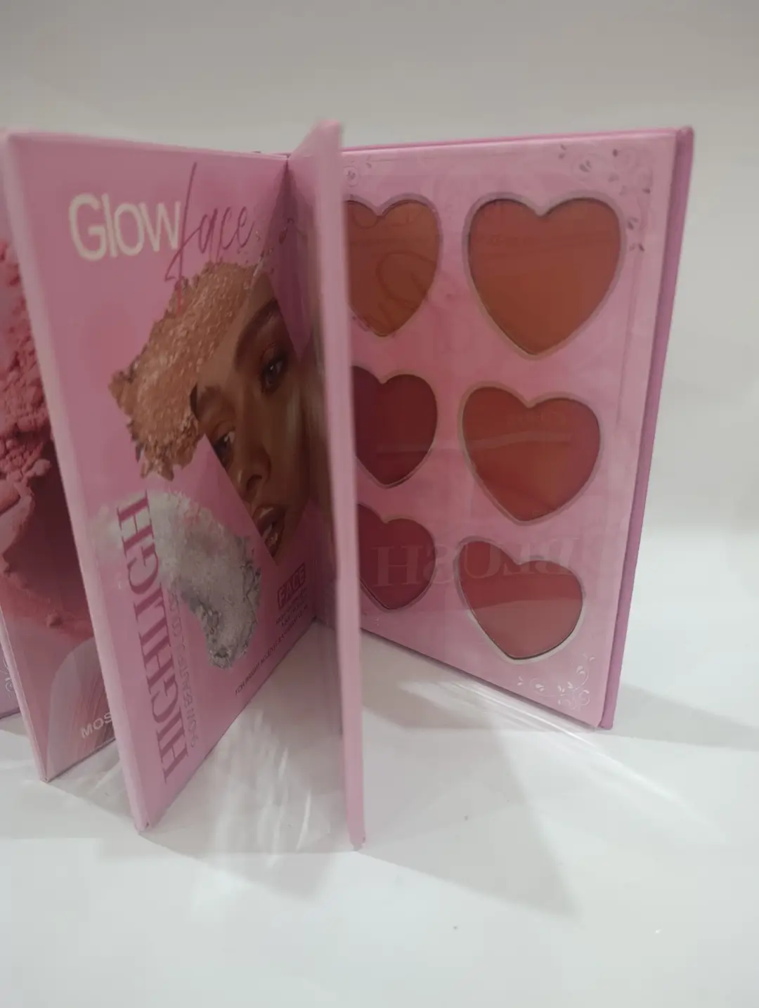 Matte & Glitter Makeup Kit