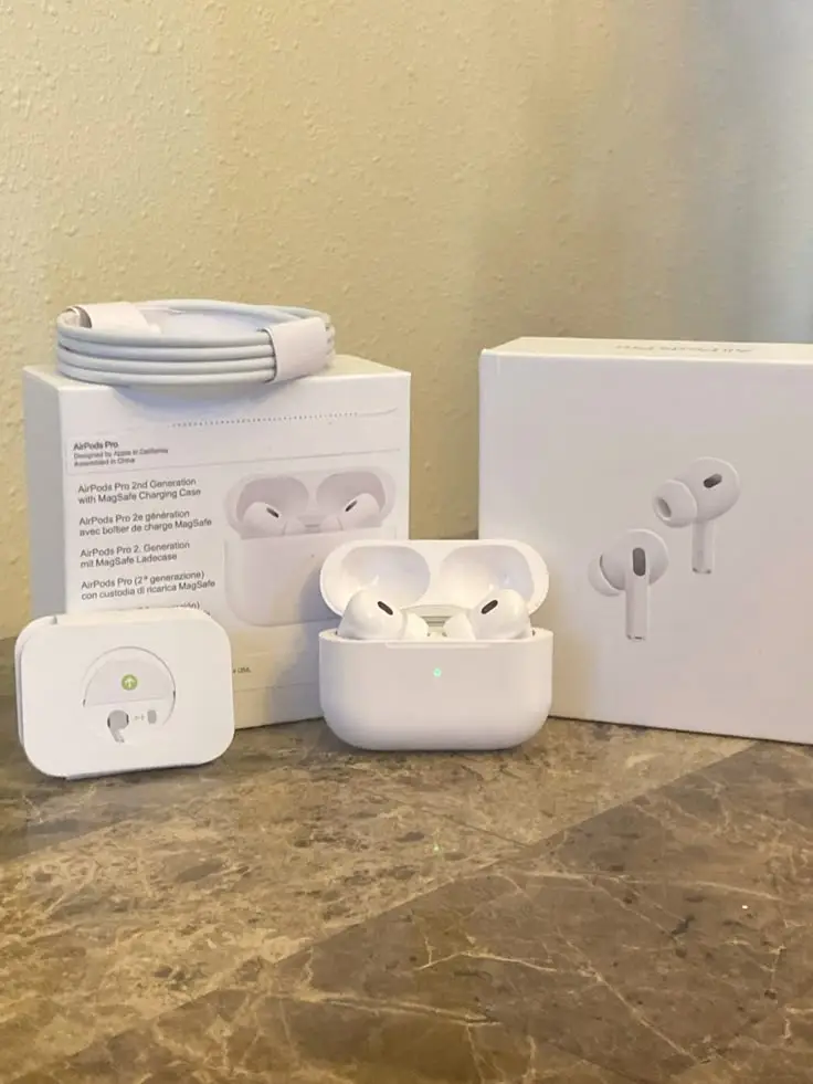 Apple AirPods Pro 2 - Excellent Sounds Quality