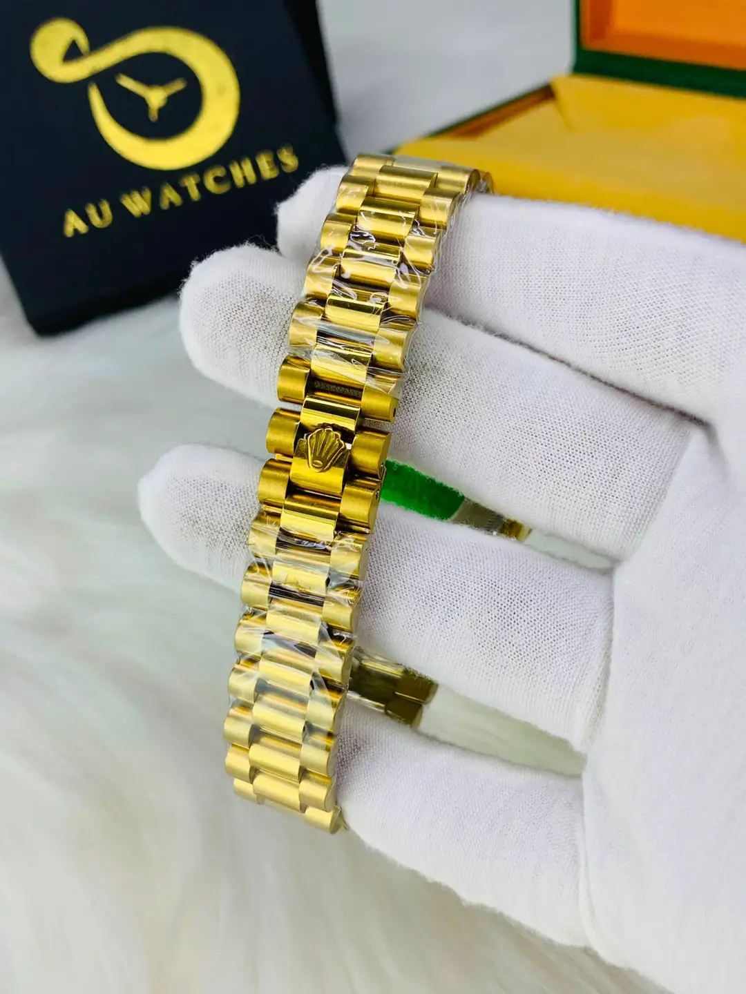 Men's Adjustable Strap Size Watch