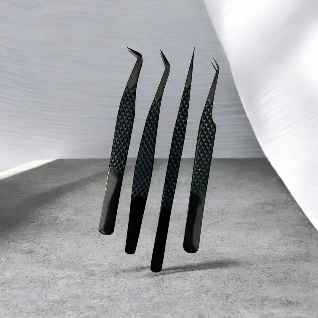 Suitable For Sensitive Skin Manicure Kit Eyelash Tweezers