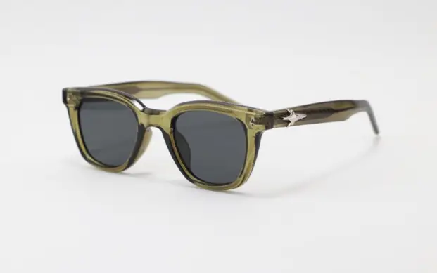 Elegant UV Protectant Sunglasses Sunglasses